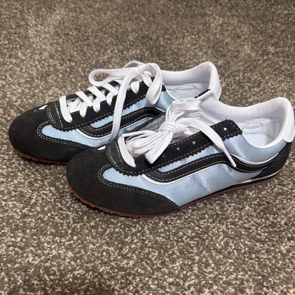 Vans Super Lowpro Lace Up Sneaker